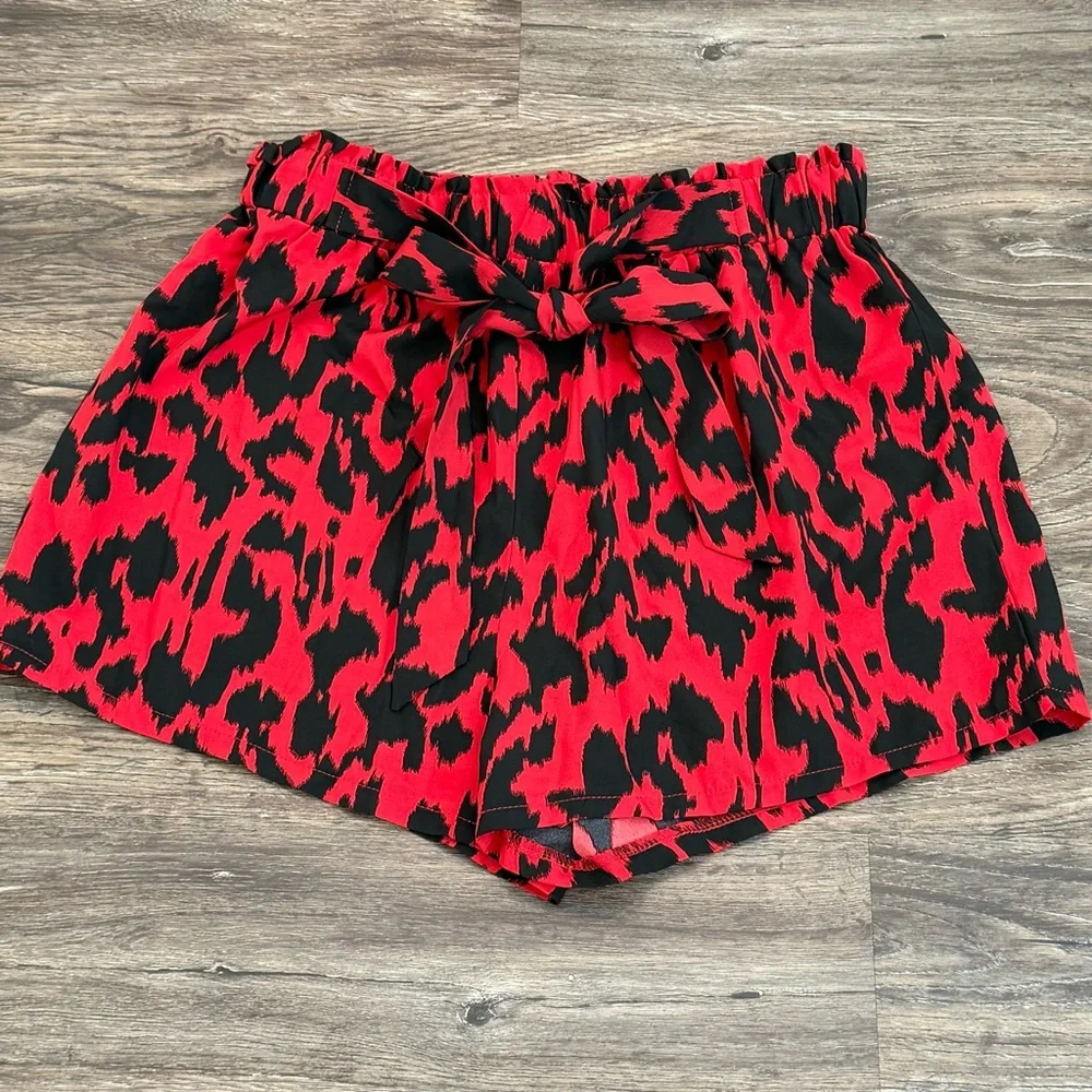 SHEIN‎ Women’s Red Black Elastic Waist Polyester Spandex XL Shorts